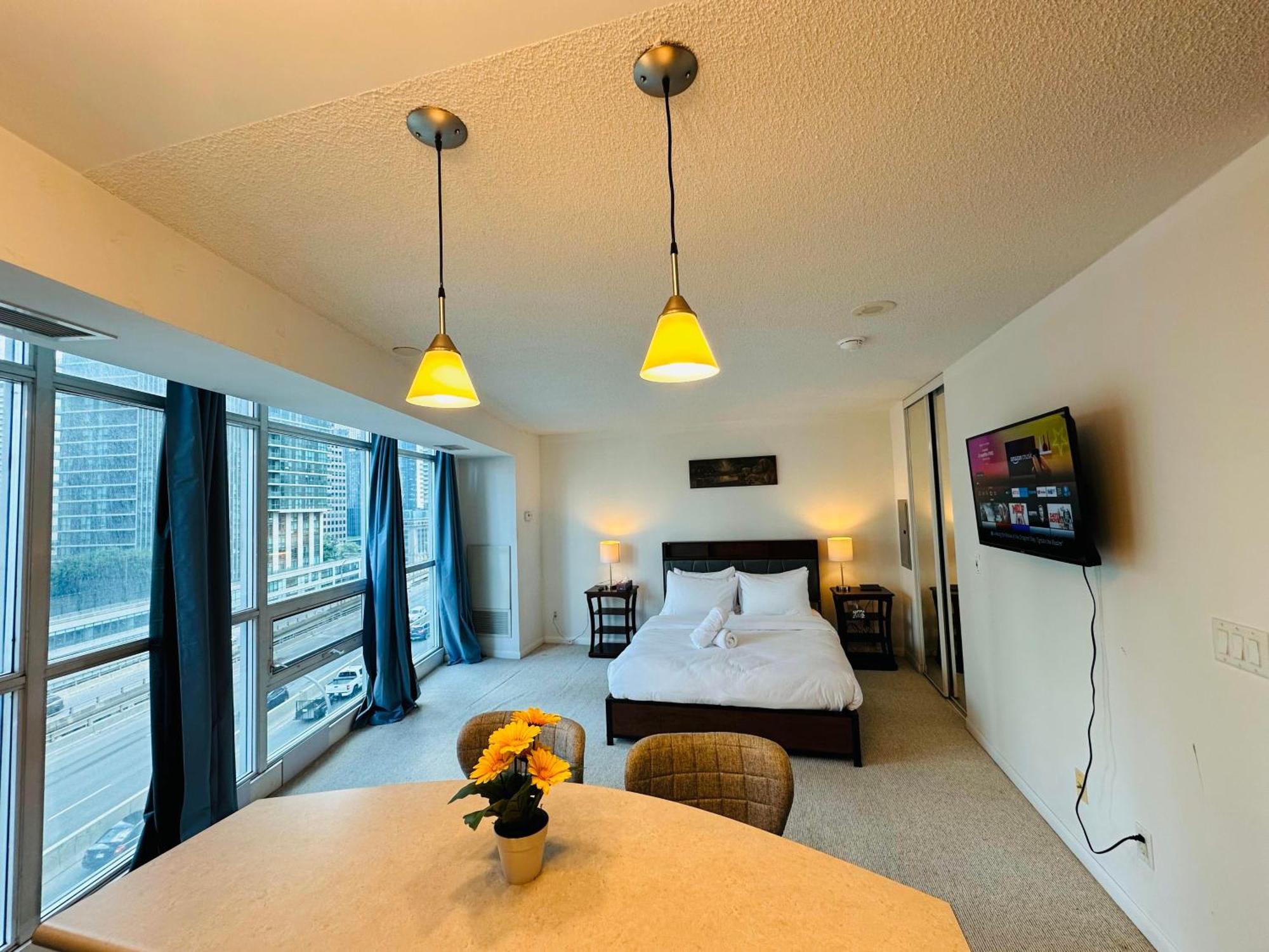Rivetstays - The Yonge Toronto Zewnętrze zdjęcie